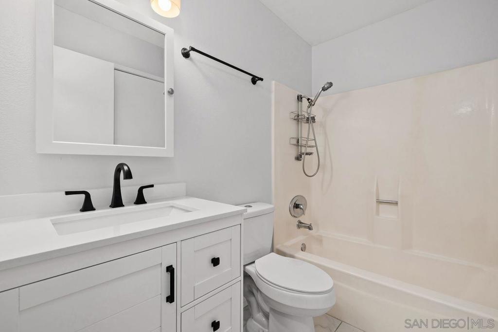 10628 Queen Jessica Ln Property Photo 27