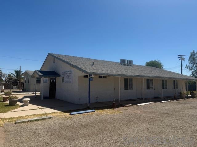 1598 N 8 Th St Property Photo 1