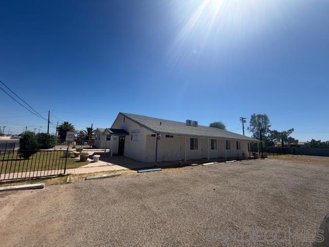1598 N 8 Th St Property Photo 3