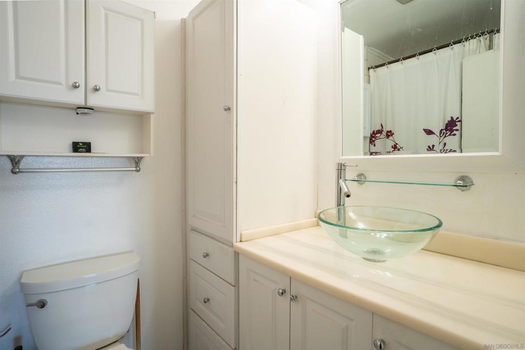 2540 Clairemont Dr 307 Property Photo 13