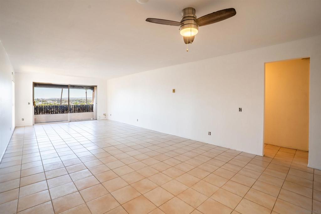 2540 Clairemont Dr 307 Property Photo 16