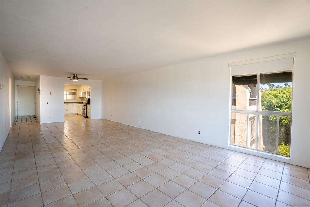 2540 Clairemont Dr 307 Property Photo 17