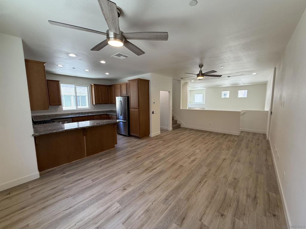 391 Connecticut Property Photo 10
