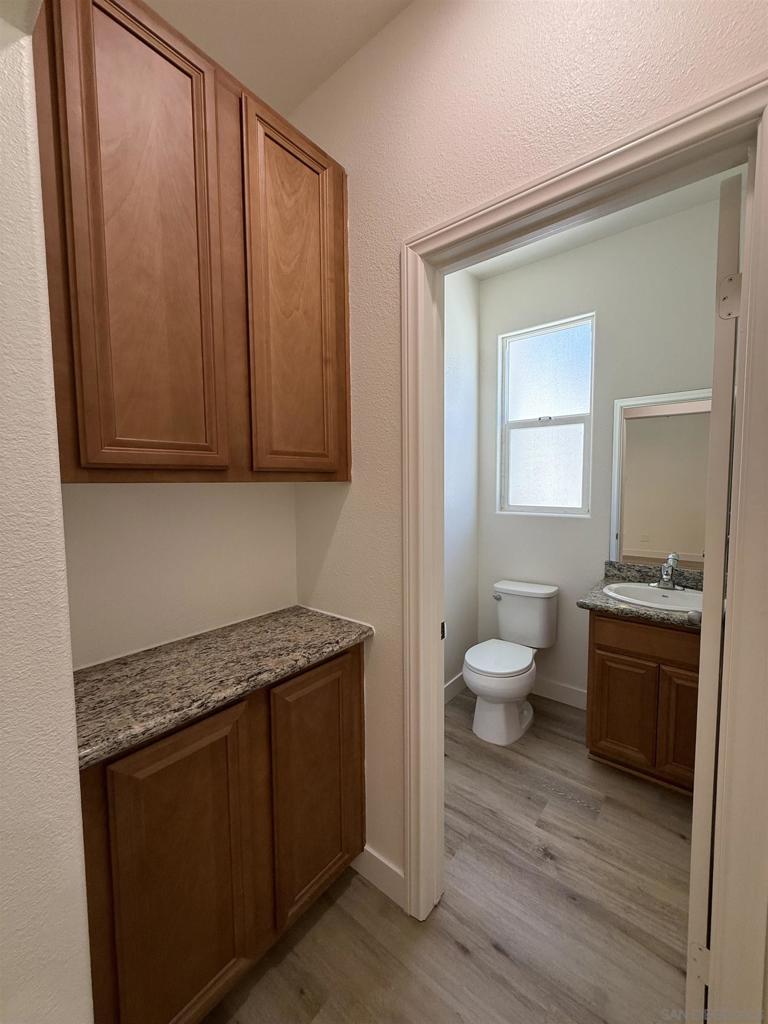 391 Connecticut Property Photo 16