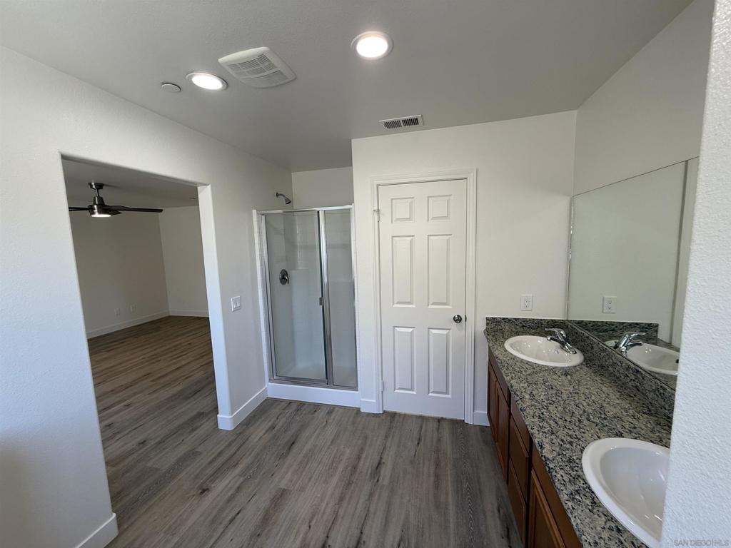 391 Connecticut Property Photo 23