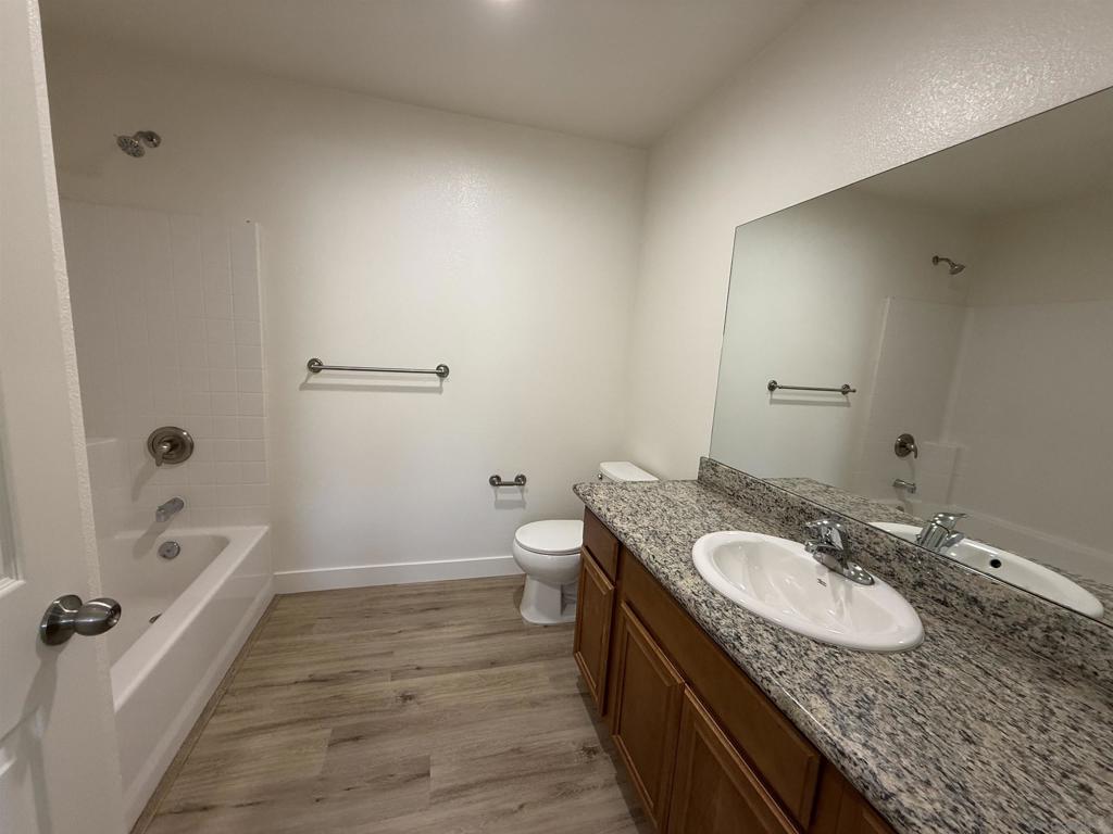 391 Connecticut Property Photo 31