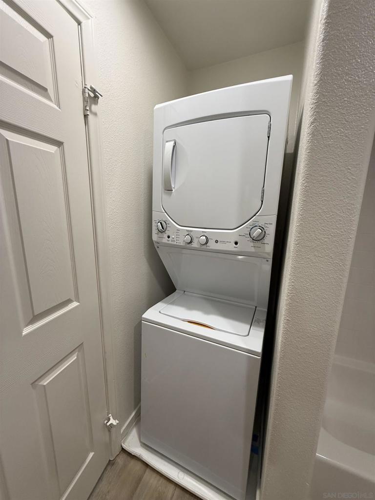391 Connecticut Property Photo 33