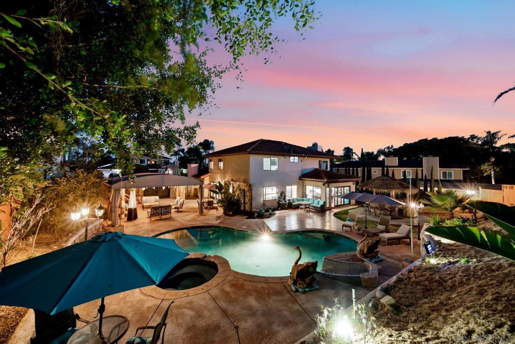 5771 Casa Grande Property Photo 4