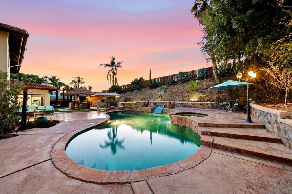 5771 Casa Grande Property Photo 5