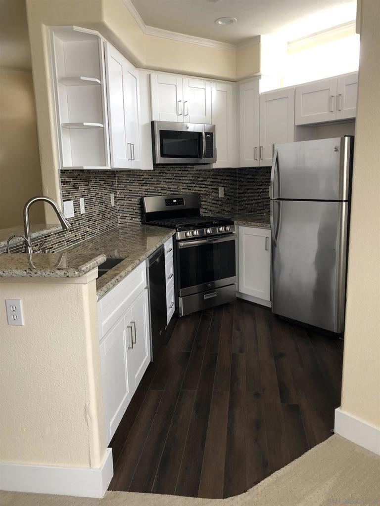 10766 Sabre Hill Dr 253 Property Photo 4