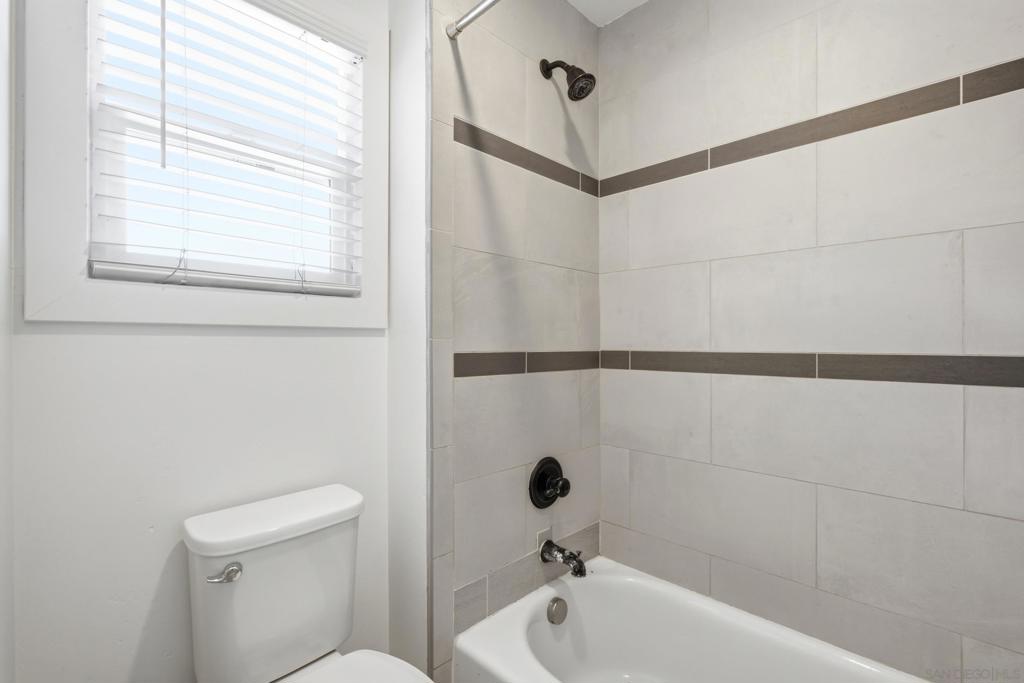 1323 Felspar St Property Photo 22