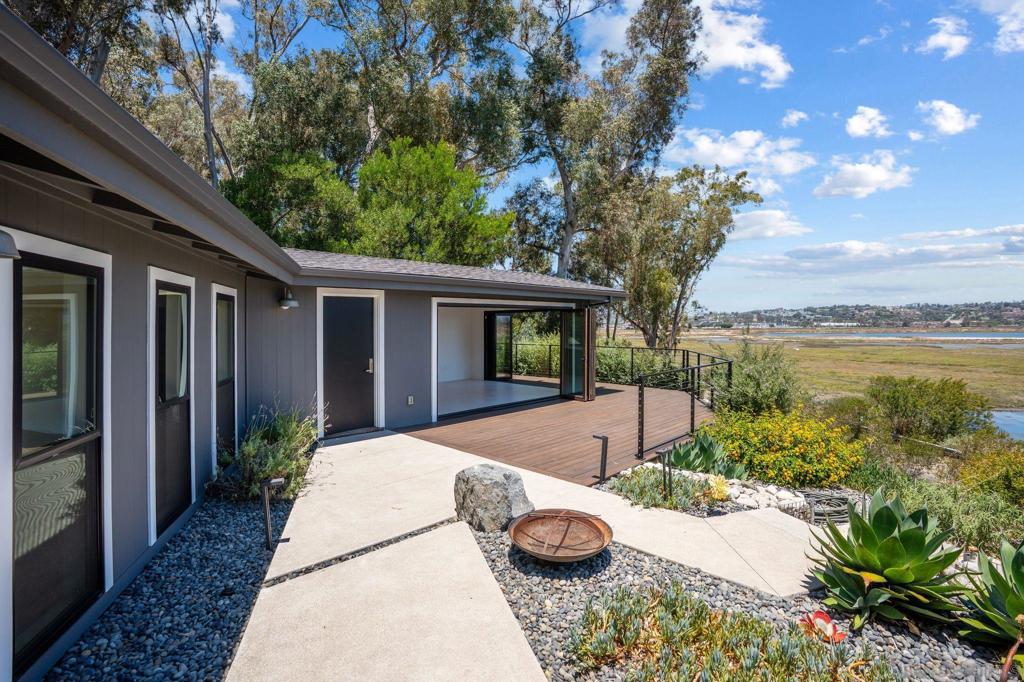 1604 6 San Dieguito Dr Property Photo 14