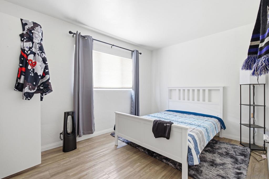 1185 87 Georgia St Property Photo 23