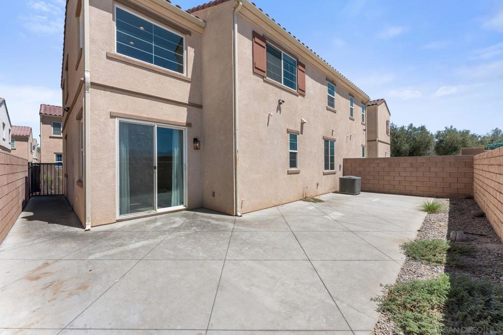 305 Paseo Gusto Property Photo 6