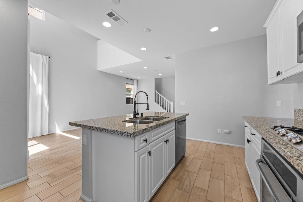 305 Paseo Gusto Property Photo 7