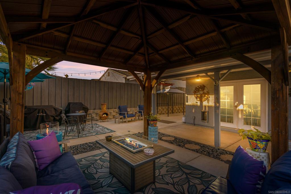 10014 Gemtree Way Property Photo 29