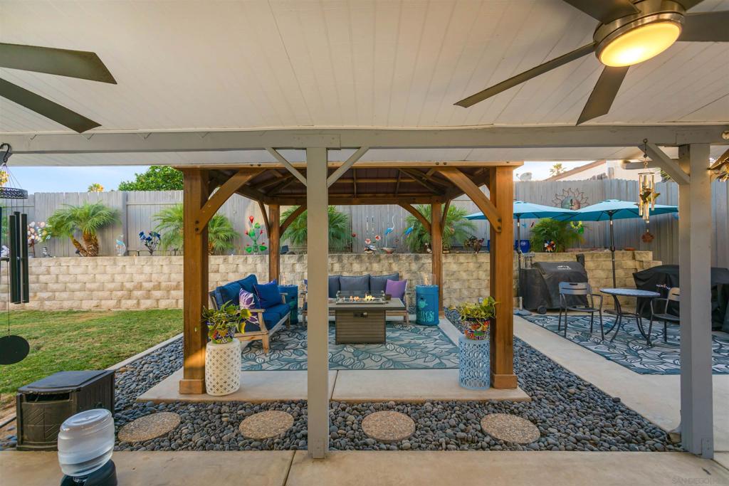 10014 Gemtree Way Property Photo 32