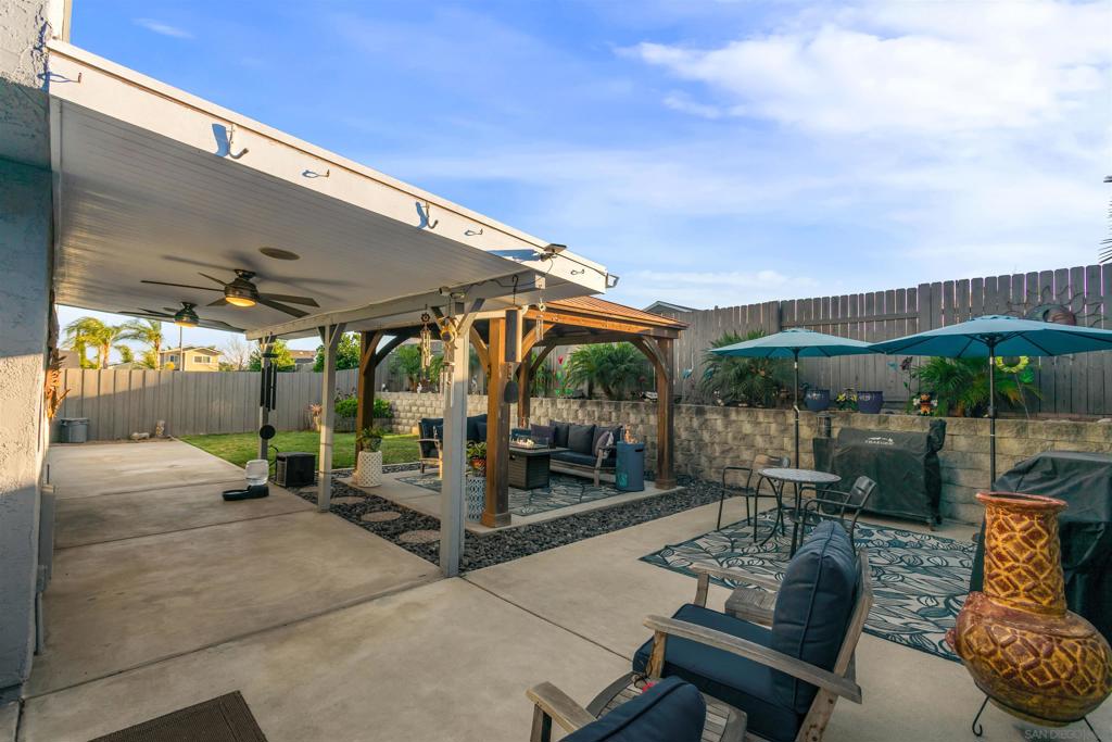 10014 Gemtree Way Property Photo 39