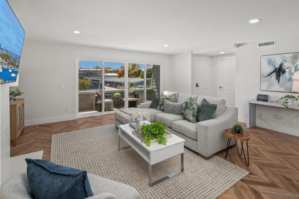 90 Montego Ct. Property Photo 10