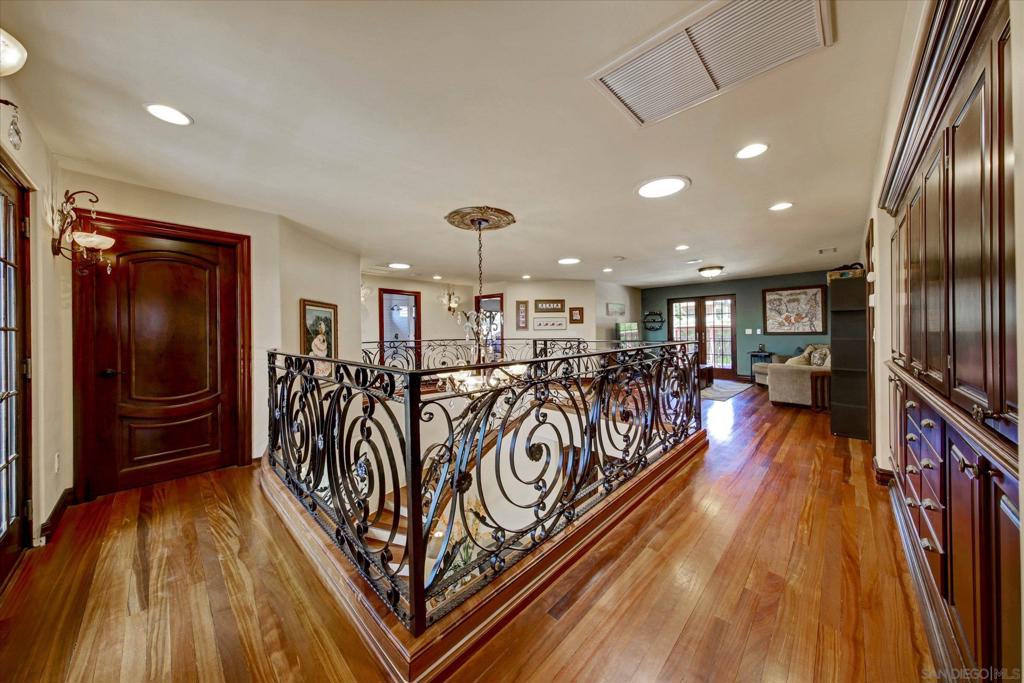 2540 Chatsworth Property Photo 37