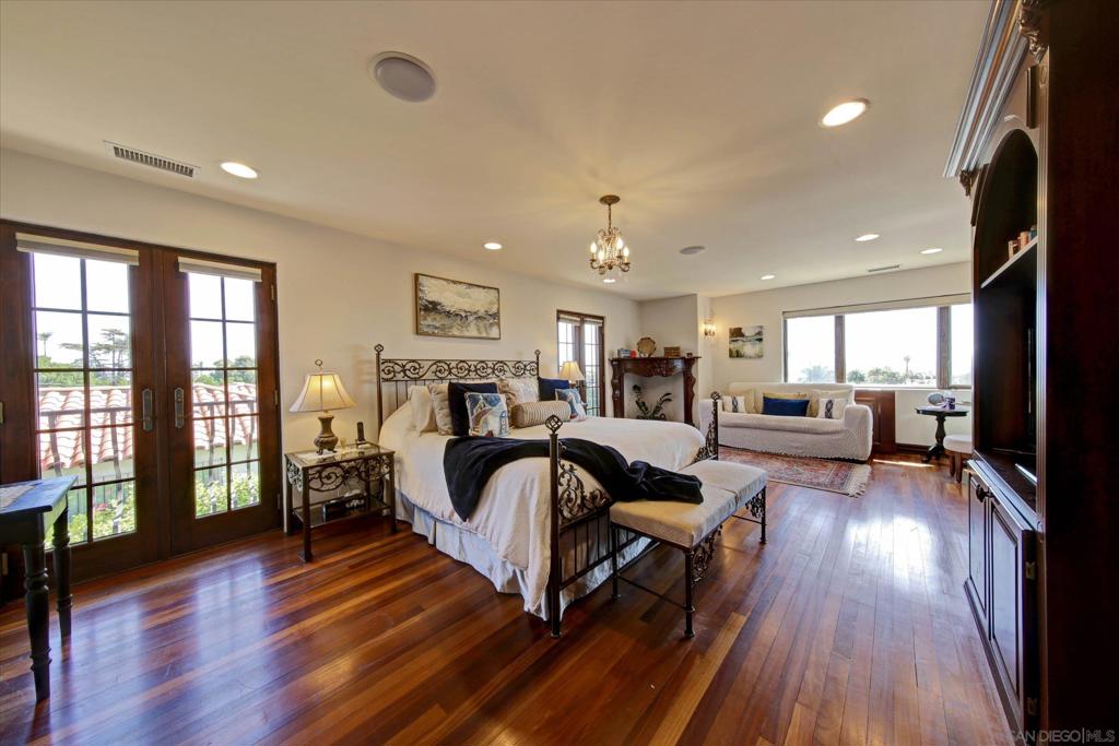 2540 Chatsworth Property Photo 39