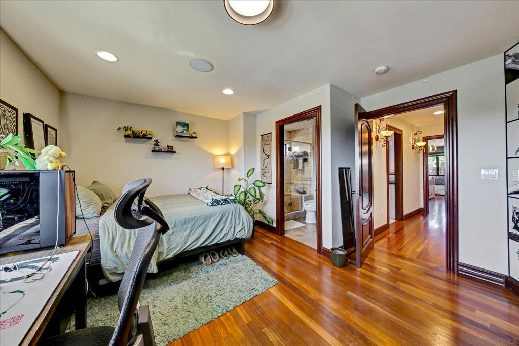 2540 Chatsworth Property Photo 51