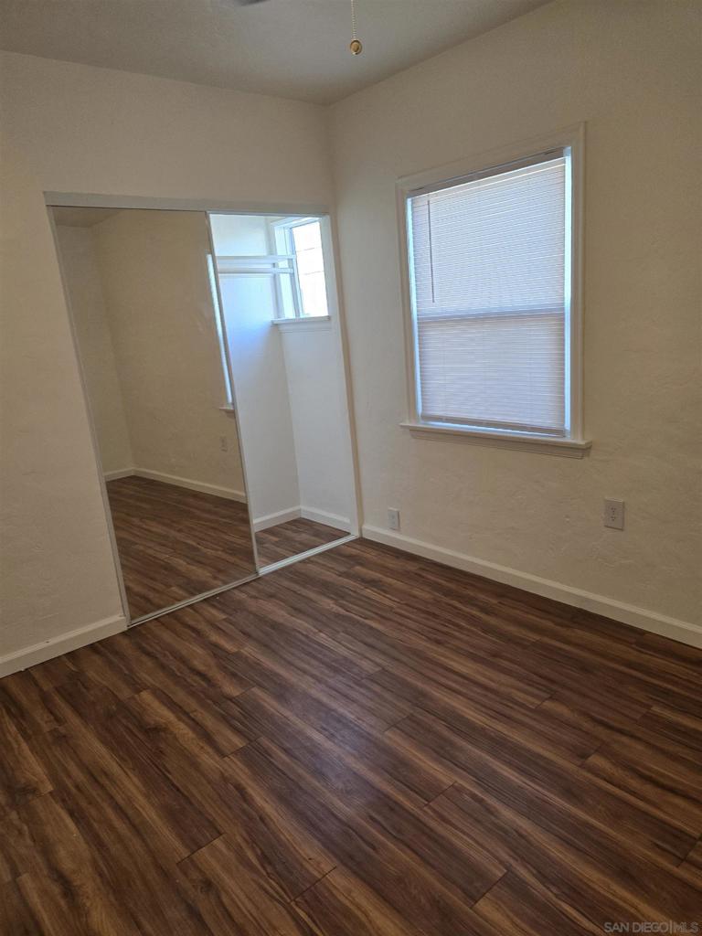 4527 Esther Street Property Photo 8