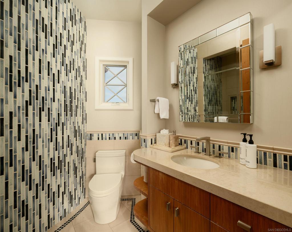 824 Neptune Ave Property Photo 31