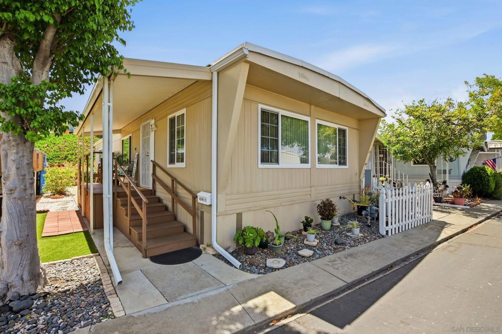 4848 1/2 Old Cliffs Road Property Photo 1