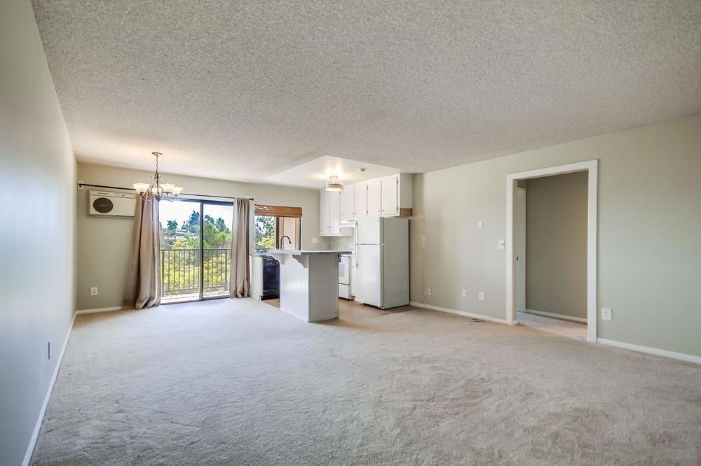7838 Cowles Mountain Ct C32 Property Photo 5