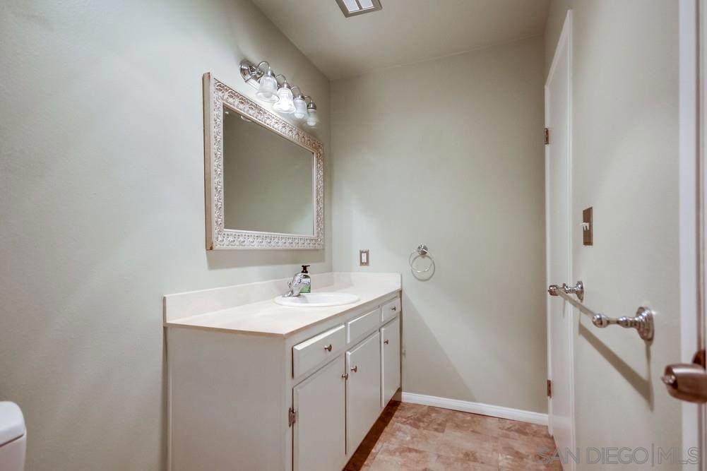 7838 Cowles Mountain Ct C32 Property Photo 8