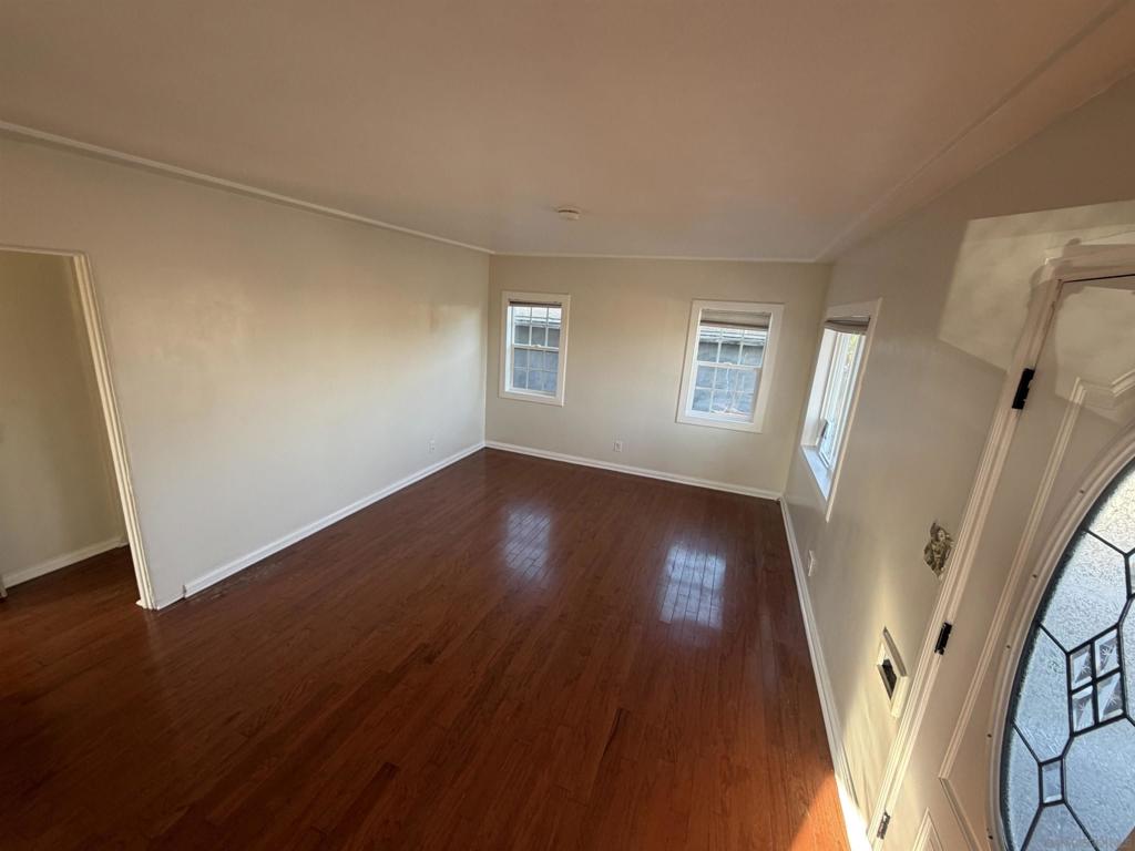 3946 Division Street Property Photo 6