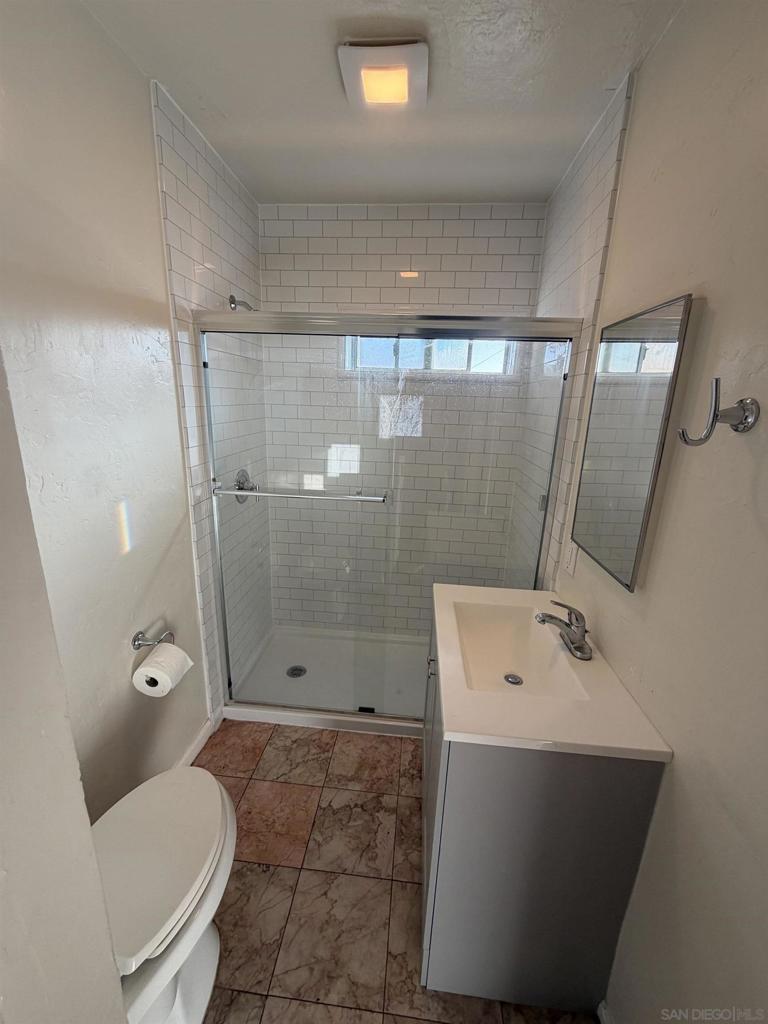 3946 Division Street Property Photo 11