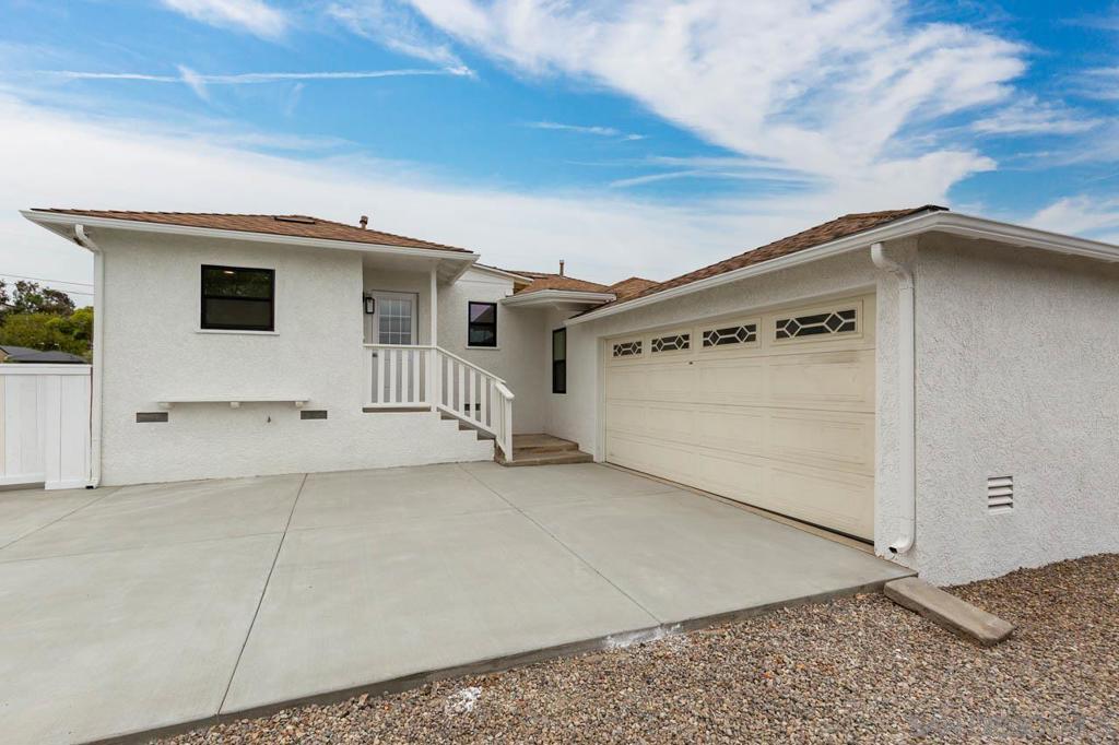 3892 Bass St Property Photo 16