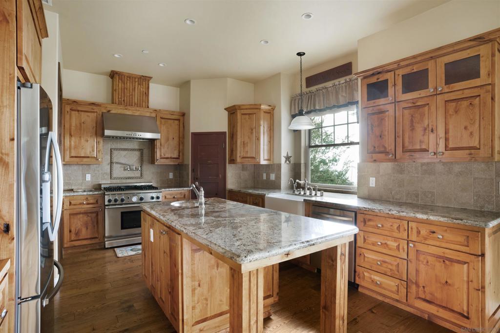 15710 Blue Crystal Trails Property Photo 6