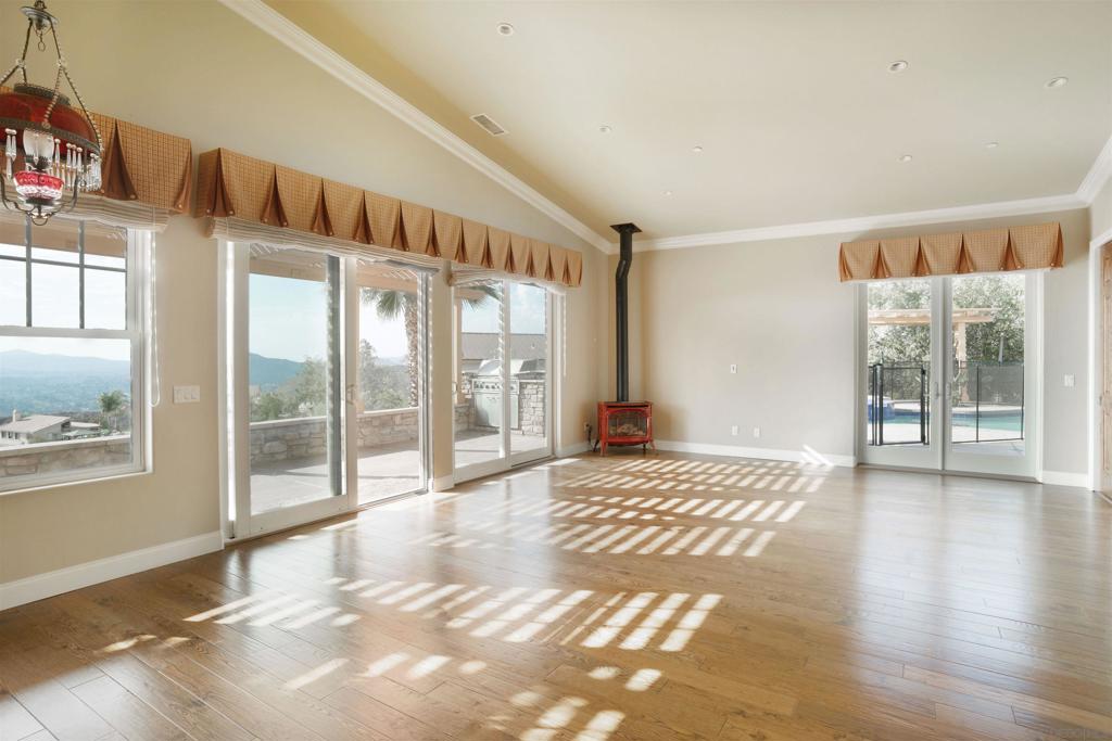 15710 Blue Crystal Trails Property Photo 10