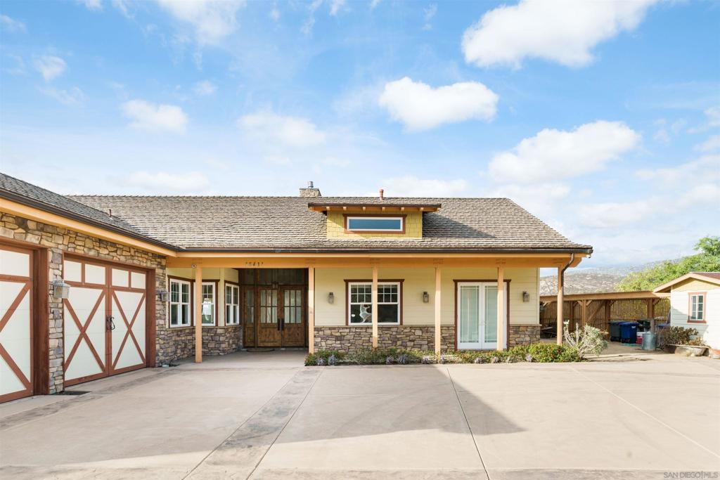 15710 Blue Crystal Trails Property Photo 32