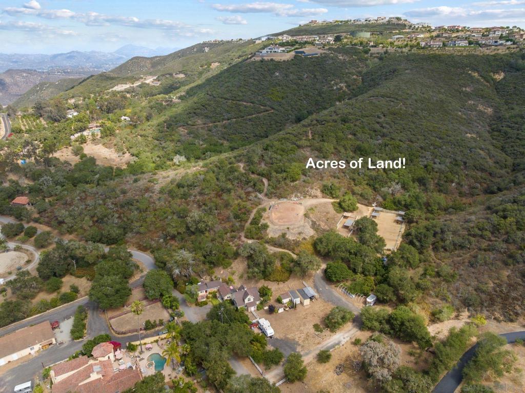 8952 Detwiler Rd Property Photo 1