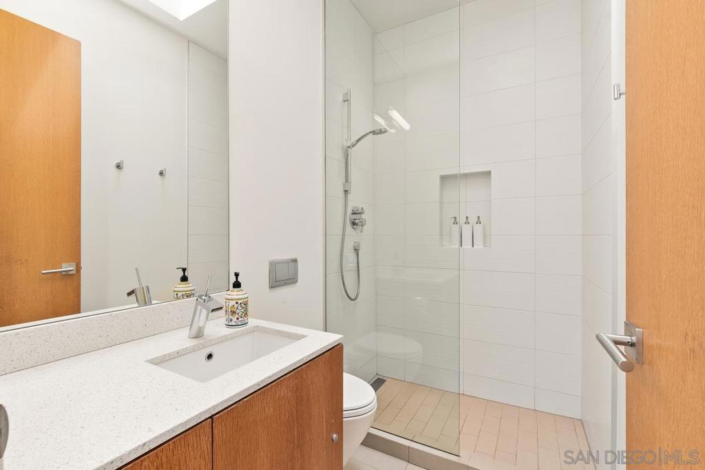 260016420SD Property Photo 54