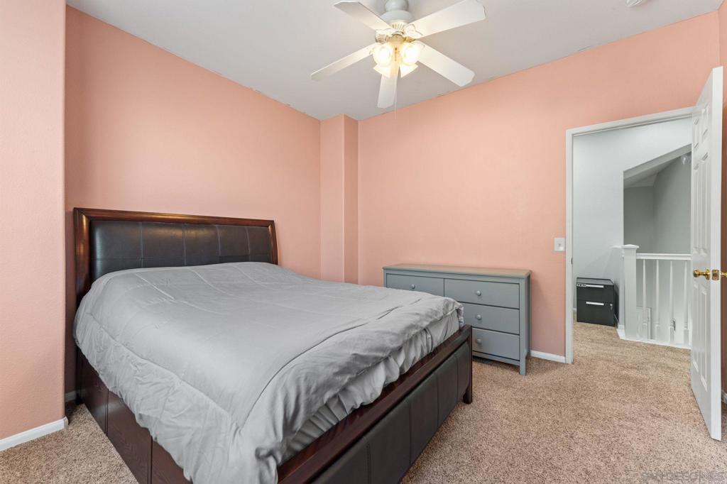 9305 Tiffany Park Pl Property Photo 25