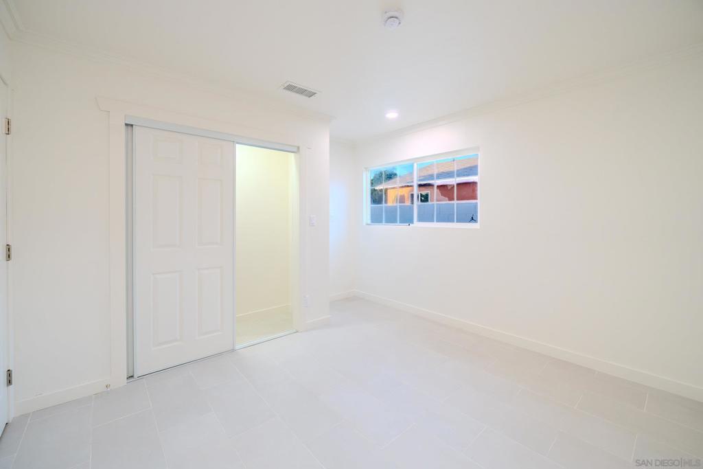 11931 160th Property Photo 5