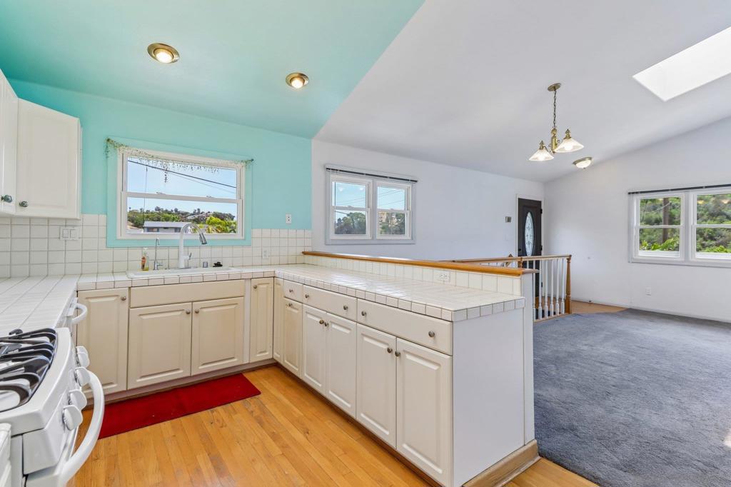 6214 Radio Dr. Property Photo 23