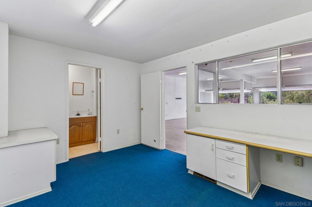 6214 Radio Dr. Property Photo 43