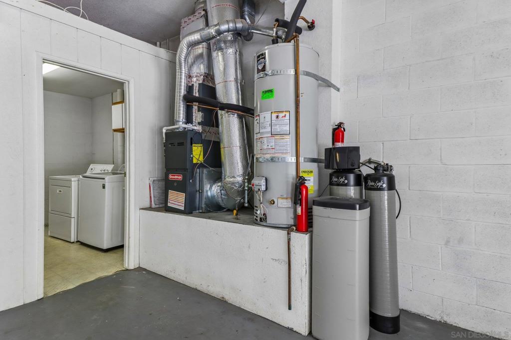 6214 Radio Dr. Property Photo 47
