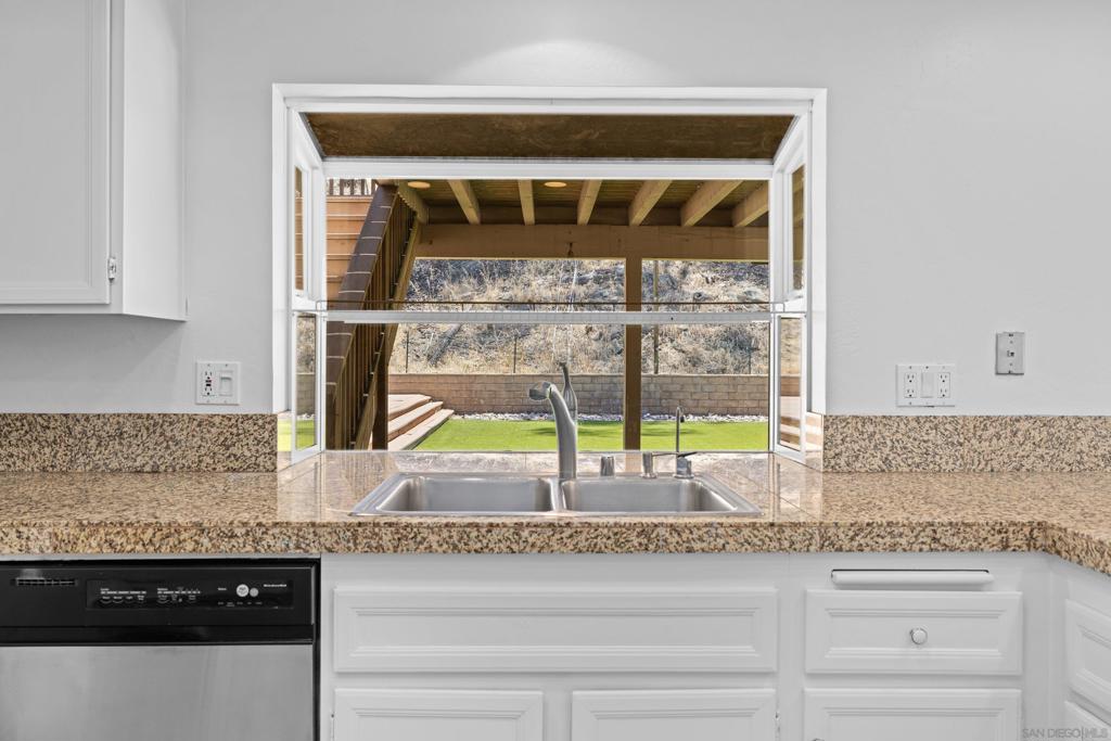 9193 Vista Entrada Property Photo 17
