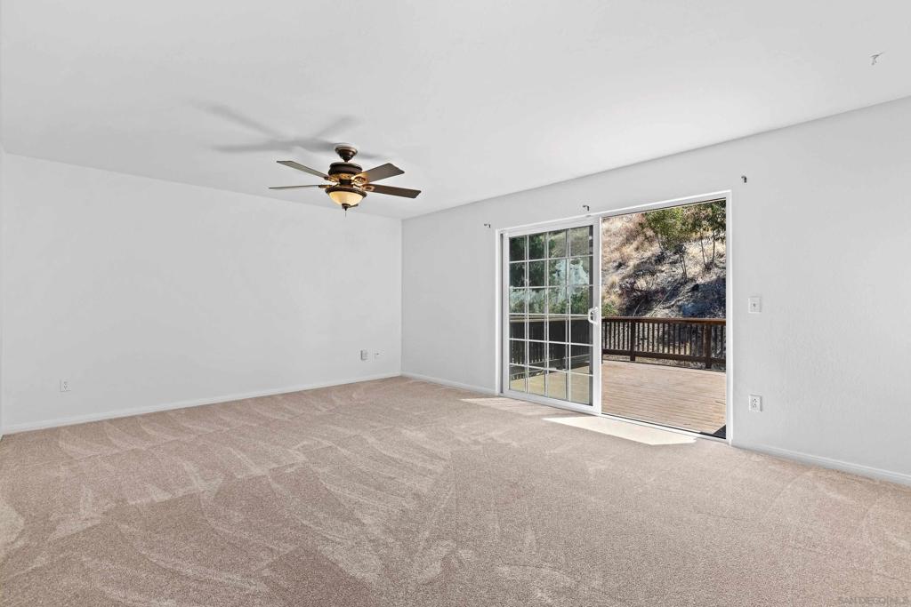 9193 Vista Entrada Property Photo 25