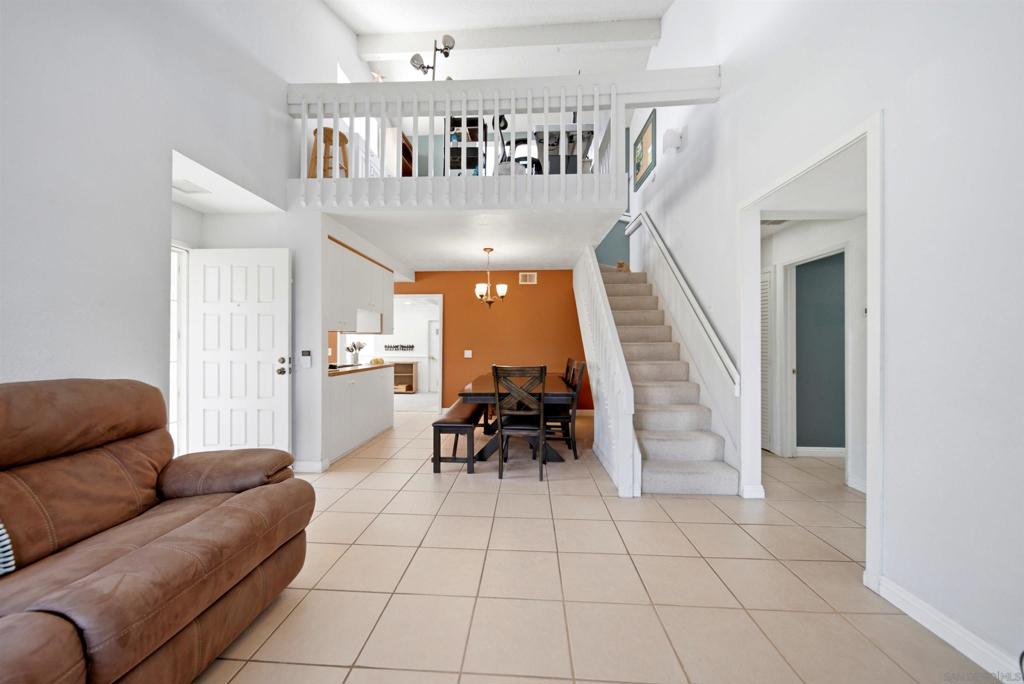 261 Riverview Way Property Photo 2