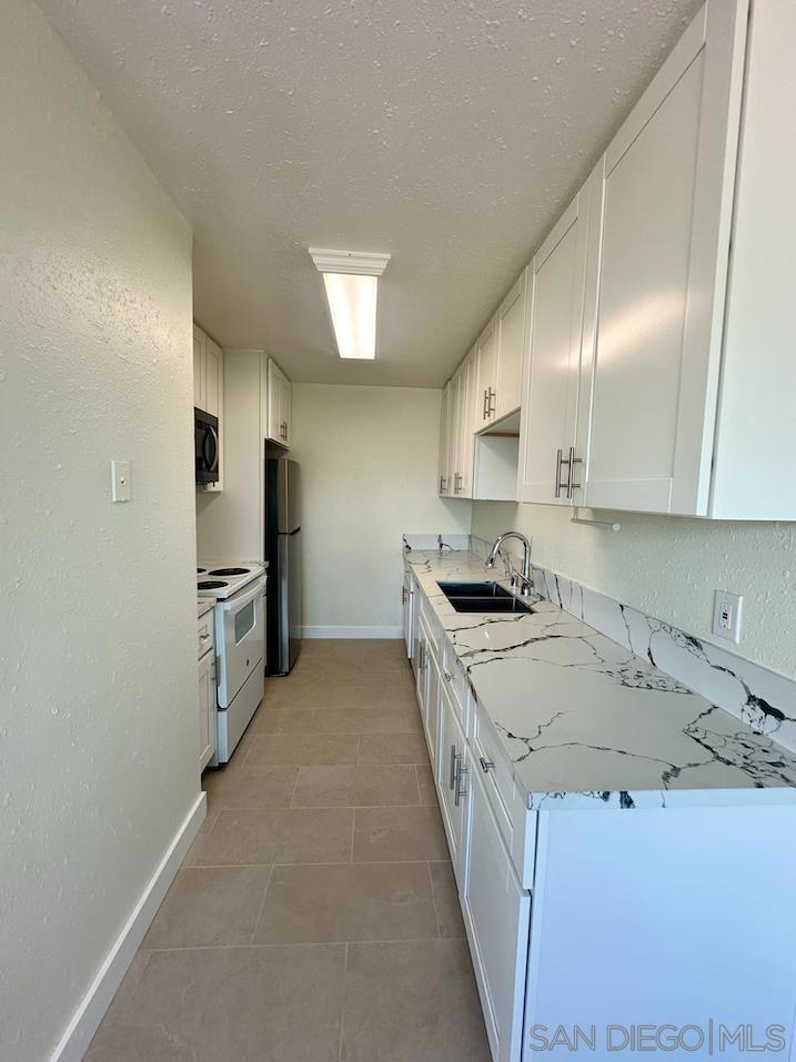 1254 Sumner A Property Photo 9
