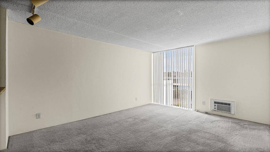 3050 Rue D'orleans 423 Property Photo 4