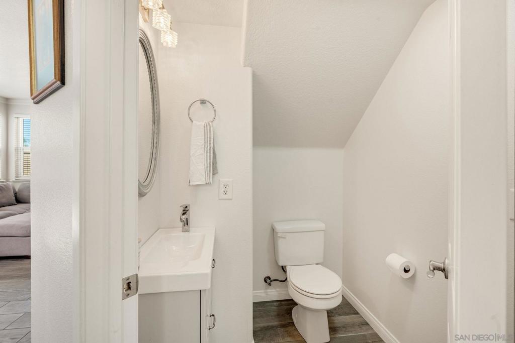 146 Adelia Way Property Photo 7